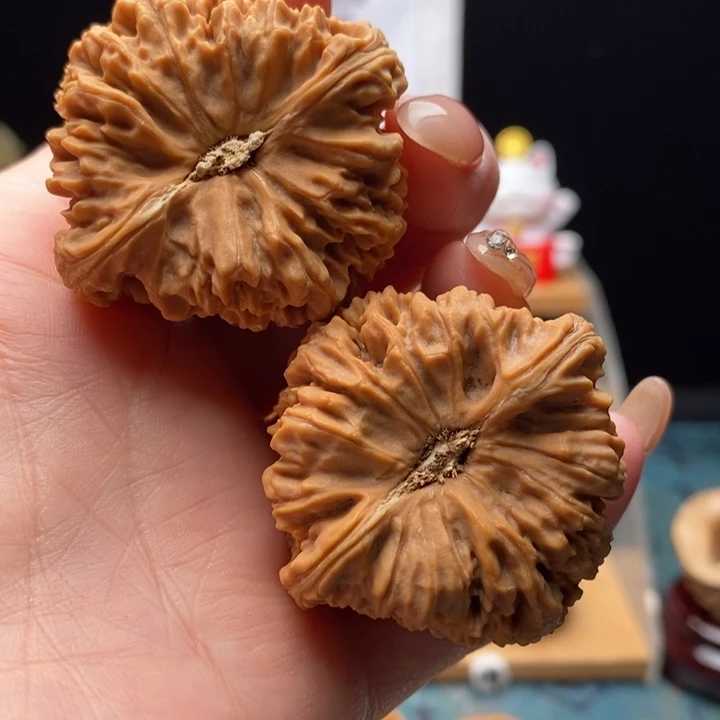 吊坠桃核全品老树天眼凹底正三角炮