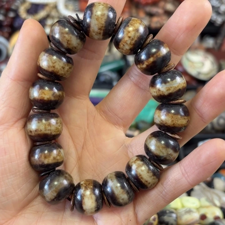 用***1玛瑙/玉髓未镶嵌颈饰