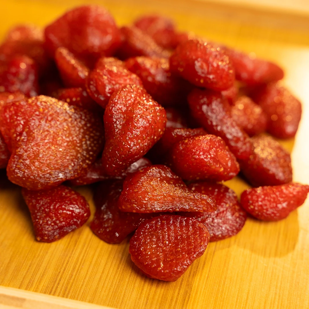 草莓干酸甜果脯蜜饯小零食