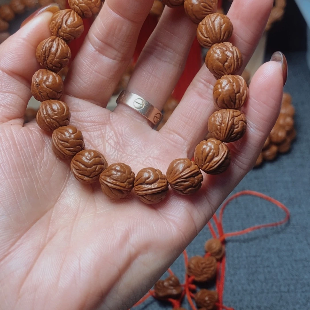 桃核吊坠龙纹桃枭