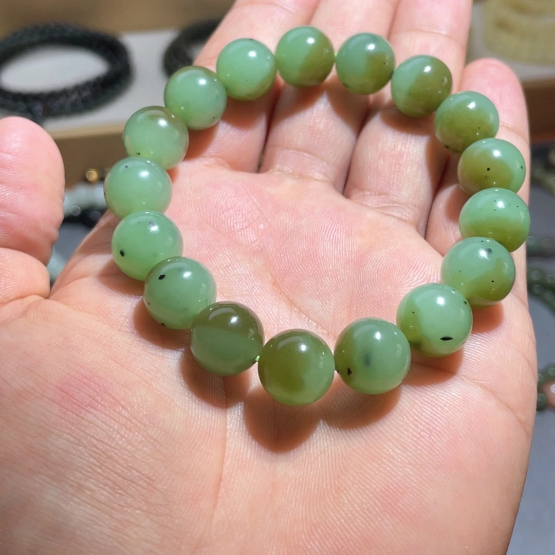 和田玉未镶嵌手串