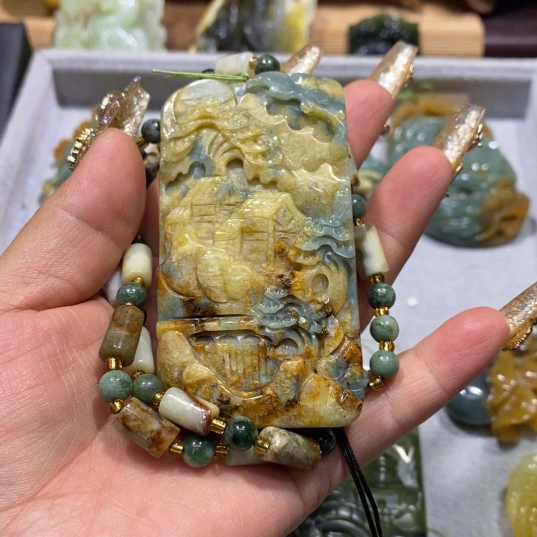 蛇纹石玉颈饰未镶嵌