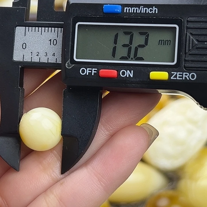 蜜蜡未镶嵌裸石蜜蜡460