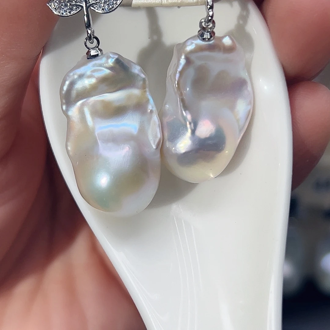 淡水珍珠耳饰未镶嵌