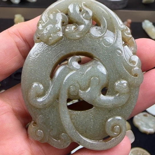 和田玉（糖玉）未镶嵌颈饰