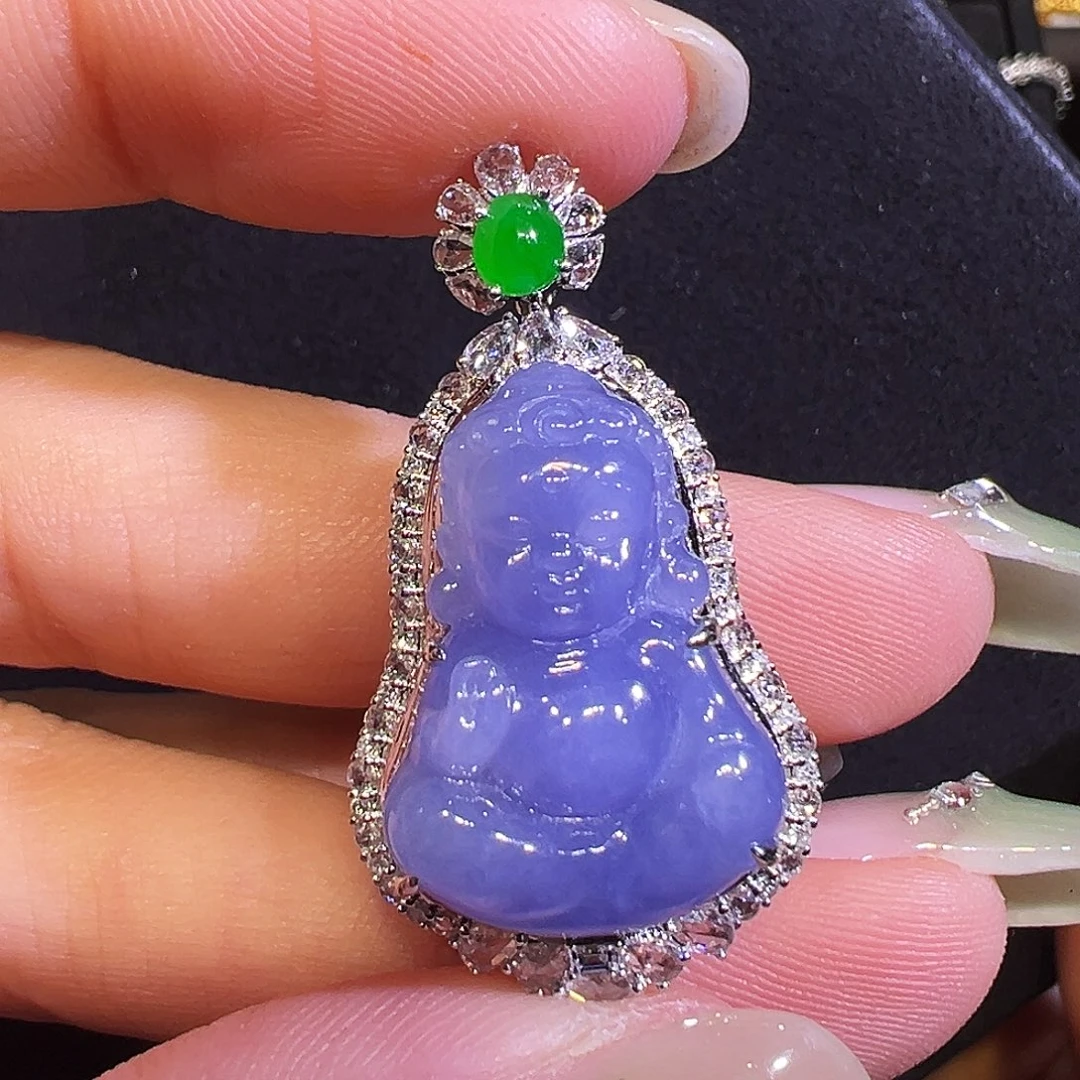 翡翠18K金镶嵌颈饰宝宝佛