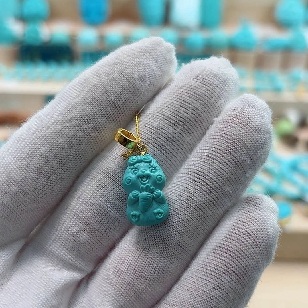 绿松石未镶嵌珠宝奇石