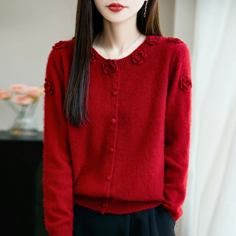 品牌撤柜正品2025新款本命年红色宽松毛衣圆领花朵纯色羊毛衫女