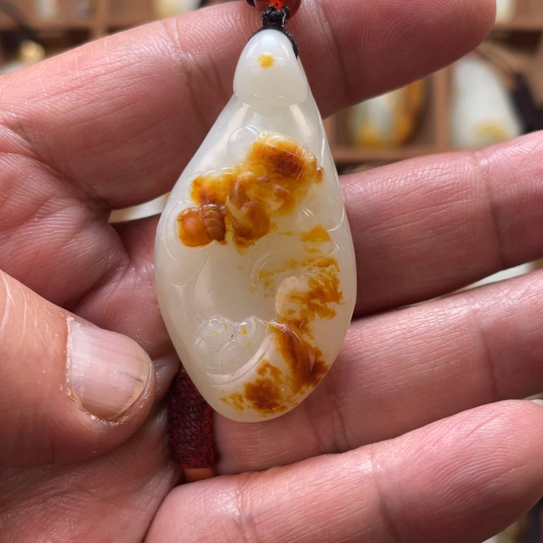 和田玉未镶嵌挂件