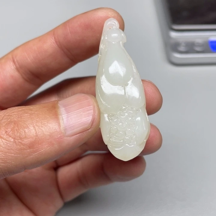 和田玉吊坠(不含链)未镶嵌可**肉