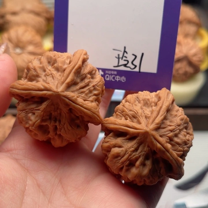 吊坠文玩核桃虎*文玩核桃31