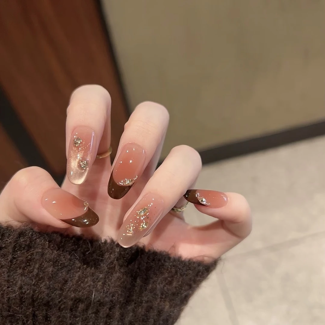 纯手工秋冬短款腮红美甲穿戴甲显高级感且显白