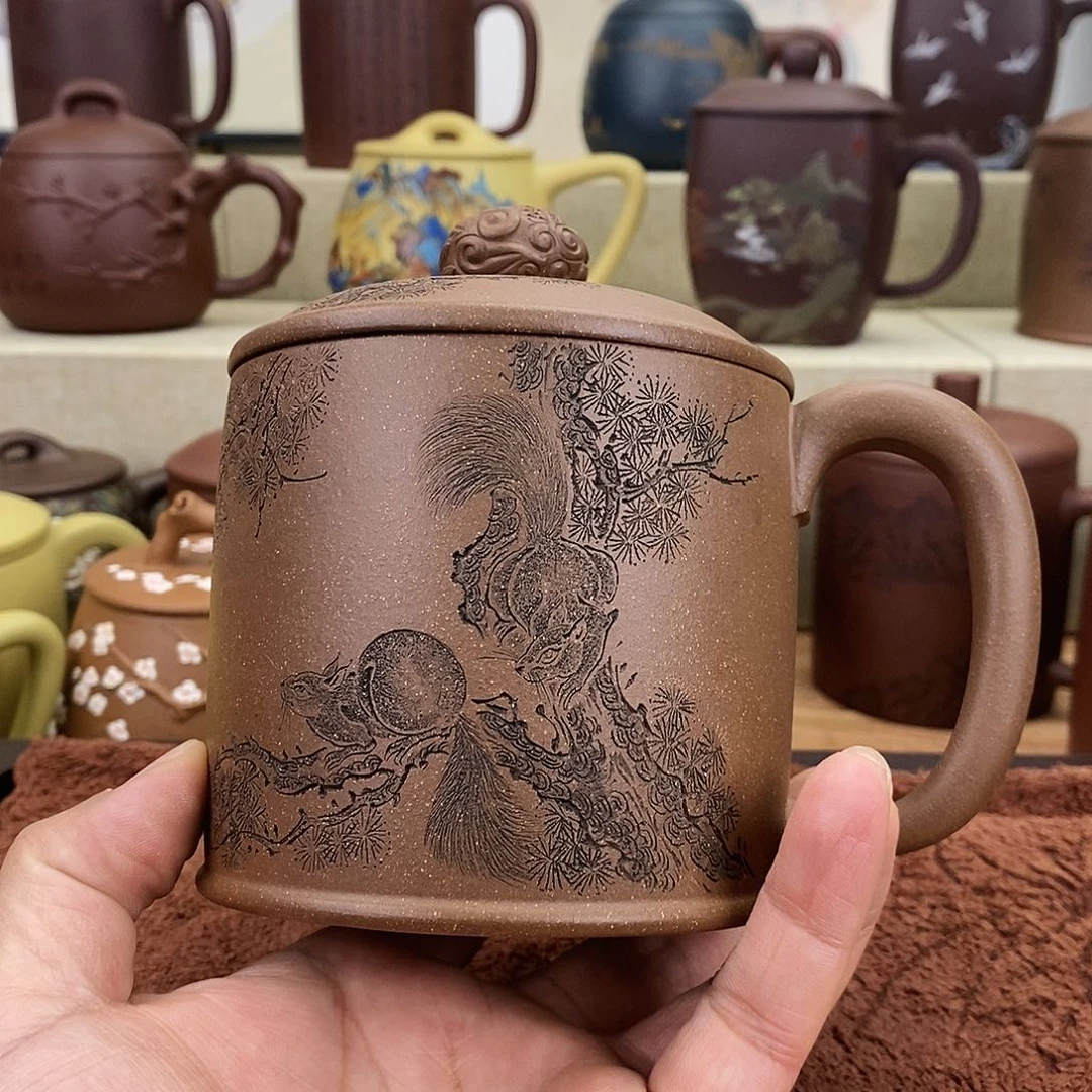 紫砂茶杯早**光松鼠老段泥盖杯