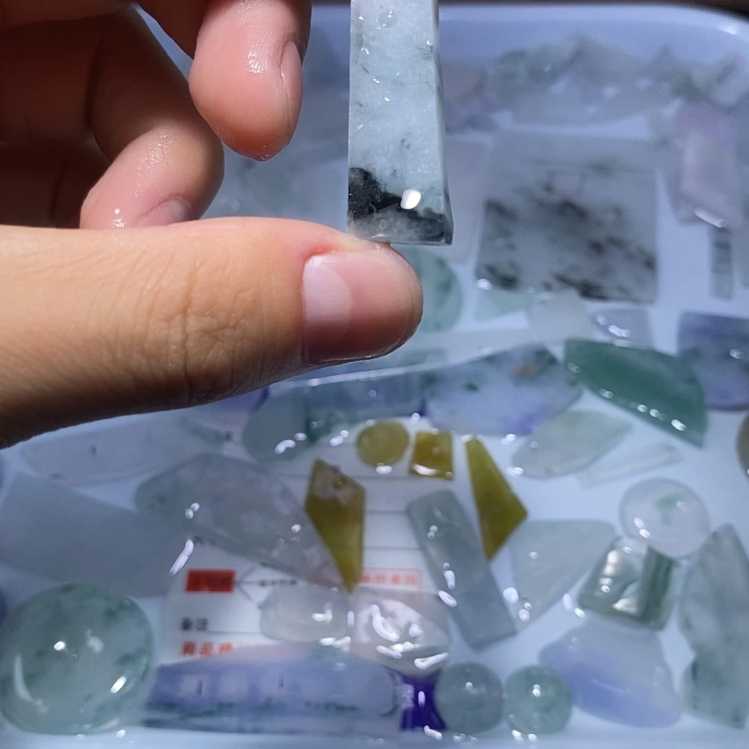 颈饰未镶嵌翡翠3799