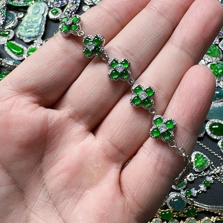 翡翠颈饰未镶嵌天然A货翡翠放漏