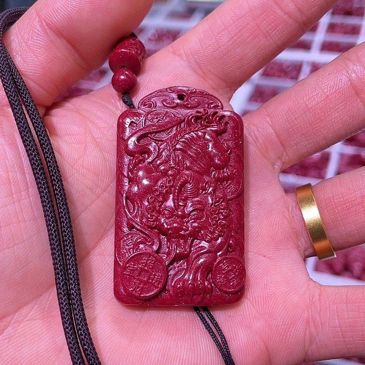 天然辰砂紫金砂霸王貔貅财源广进吊坠