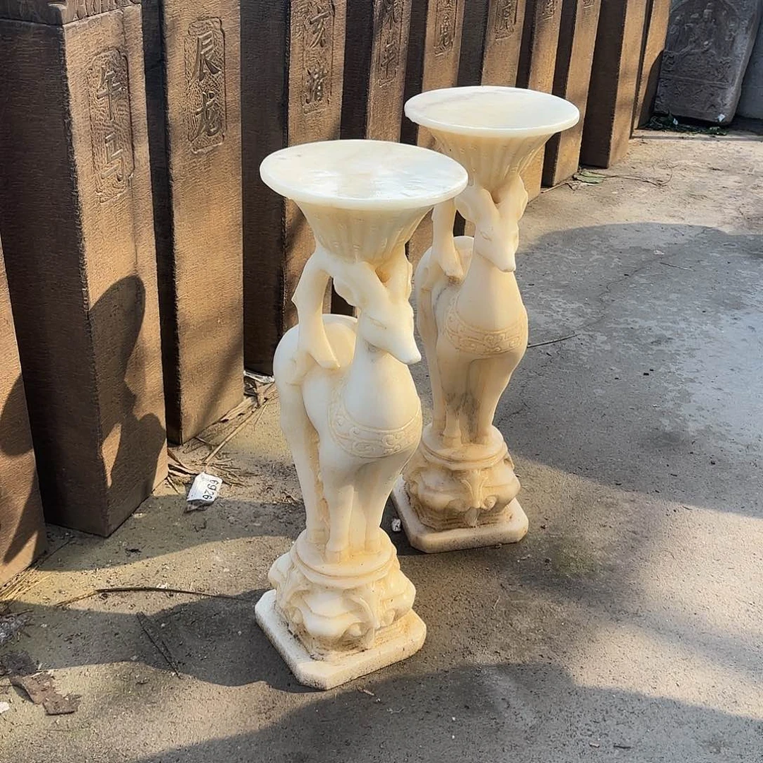 石材小白鹿一对，不包卸