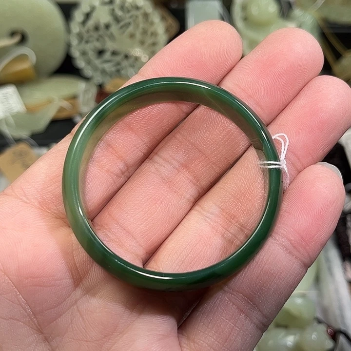 玛瑙/玉髓未镶嵌颈饰文玩环