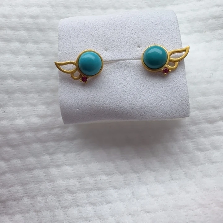 尺寸：7➕绿耳钉耳饰一对 女神范儿