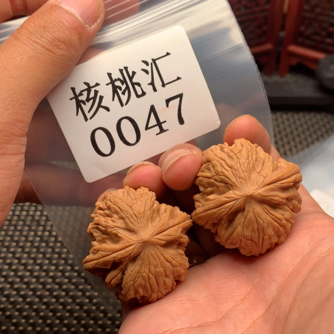 文玩核桃吊坠野生38