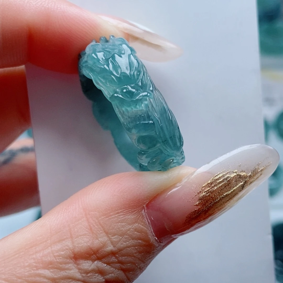 翡翠未镶嵌戒指翡翠