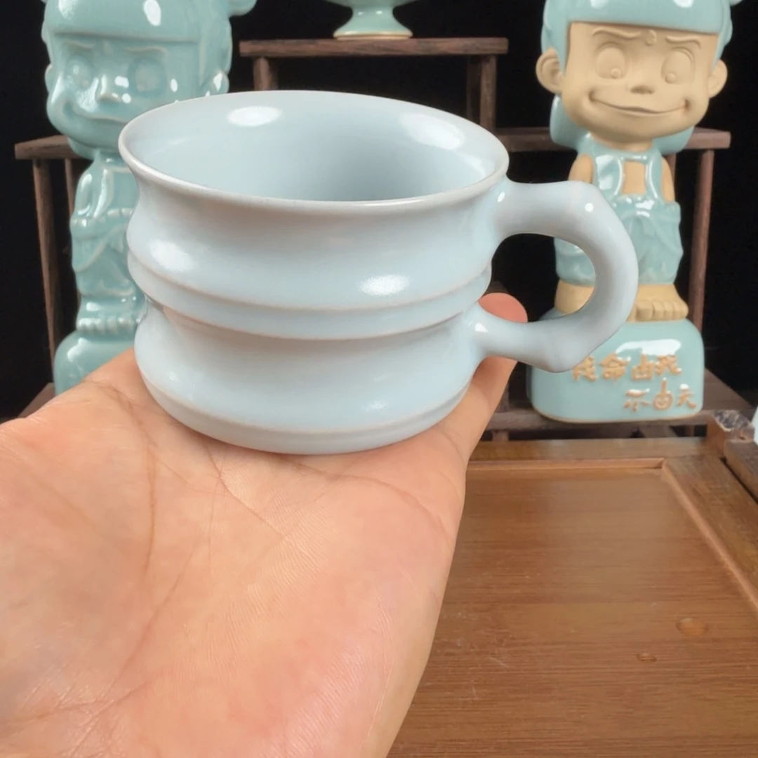 摆件汝瓷月白竹节杯