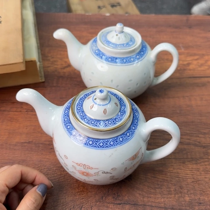 一个陶瓷物件哈哈哈哈