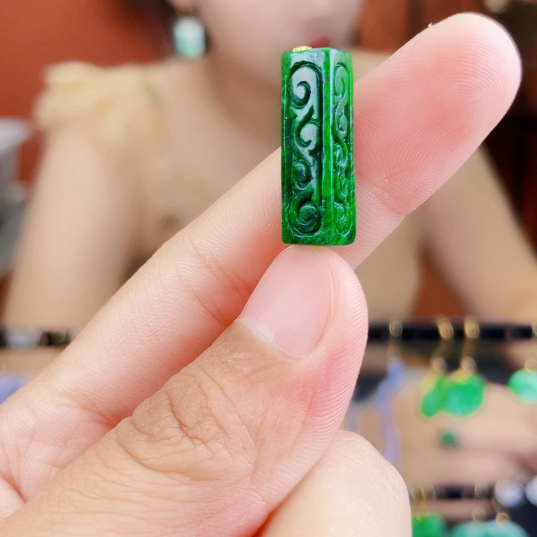 翡翠未镶嵌耳饰饰品