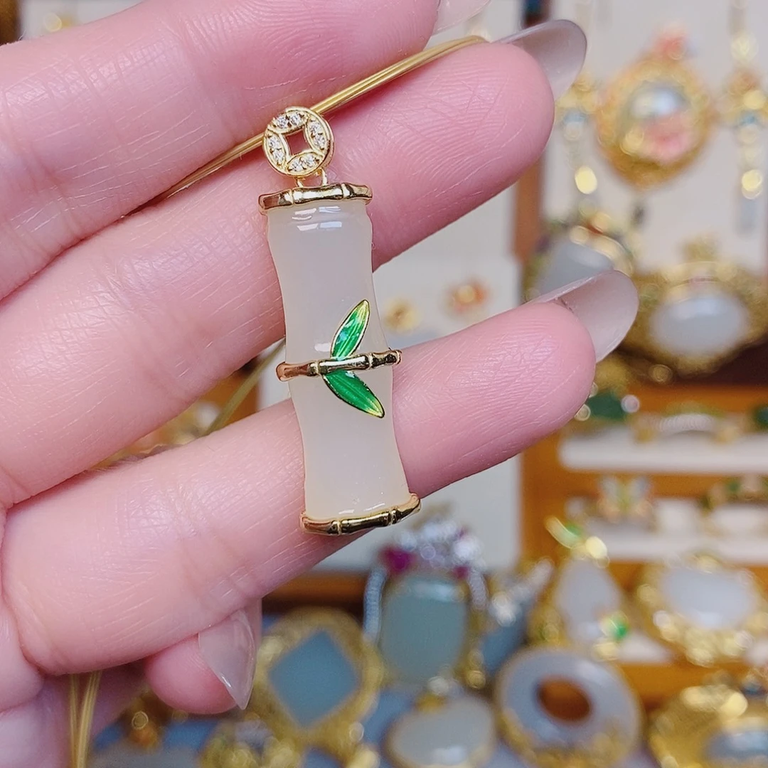 和田玉银S925镀金镶嵌颈饰