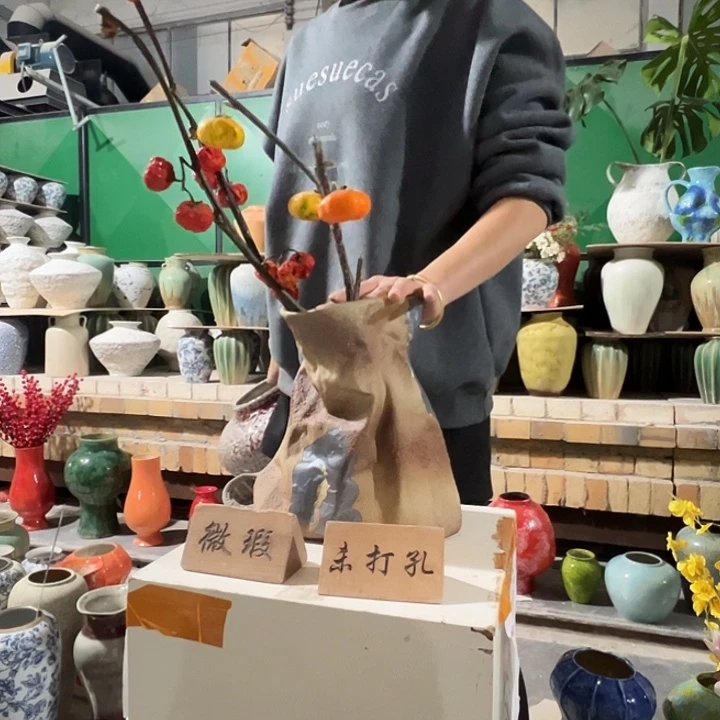 景德镇陶瓷花瓶工厂