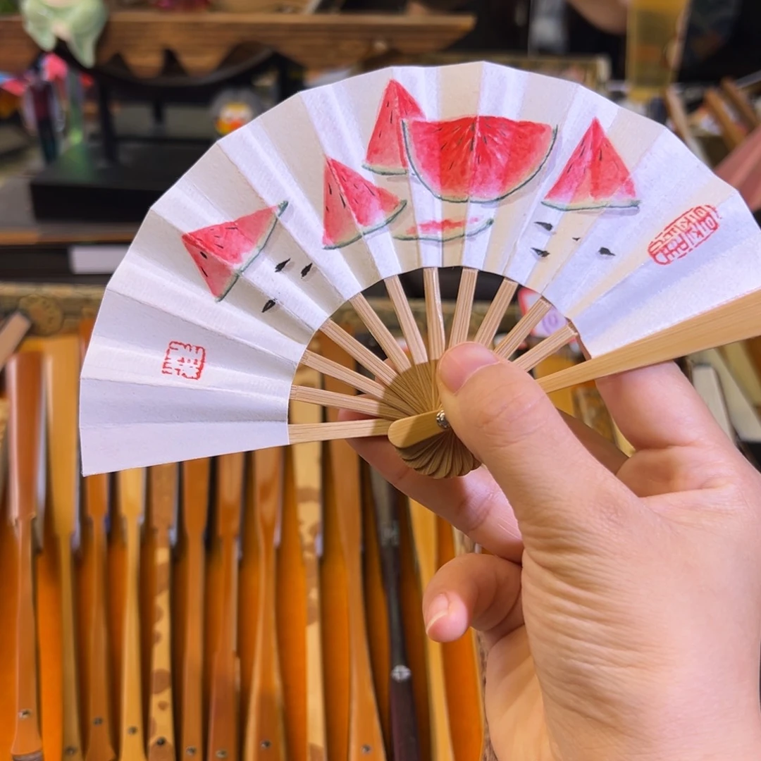 扇子扇子三寸可爱可爱