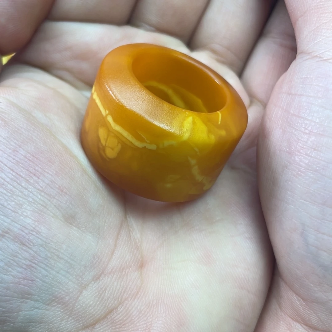 蜜蜡未镶嵌吊坠(不含链)