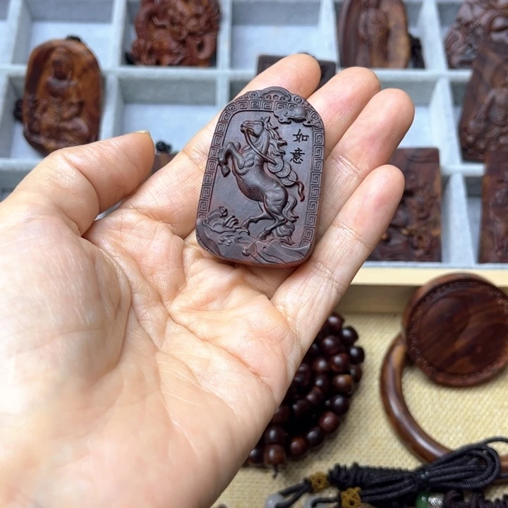 用***8手串/手链黄花梨/降香黄檀马