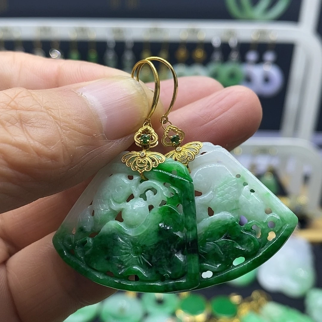 翡翠18K金镶嵌耳饰耳饰