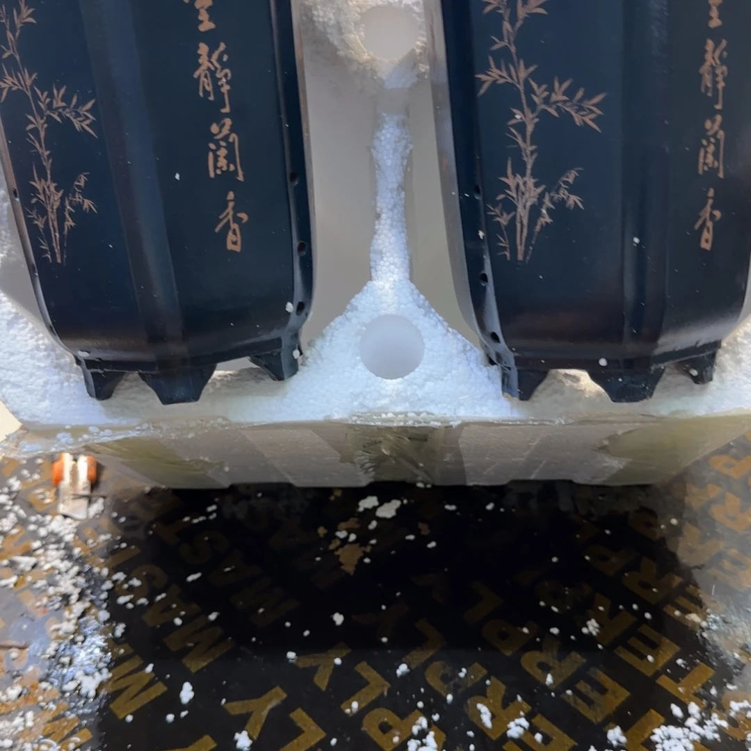紫砂花盆瑕疵和瑕疵