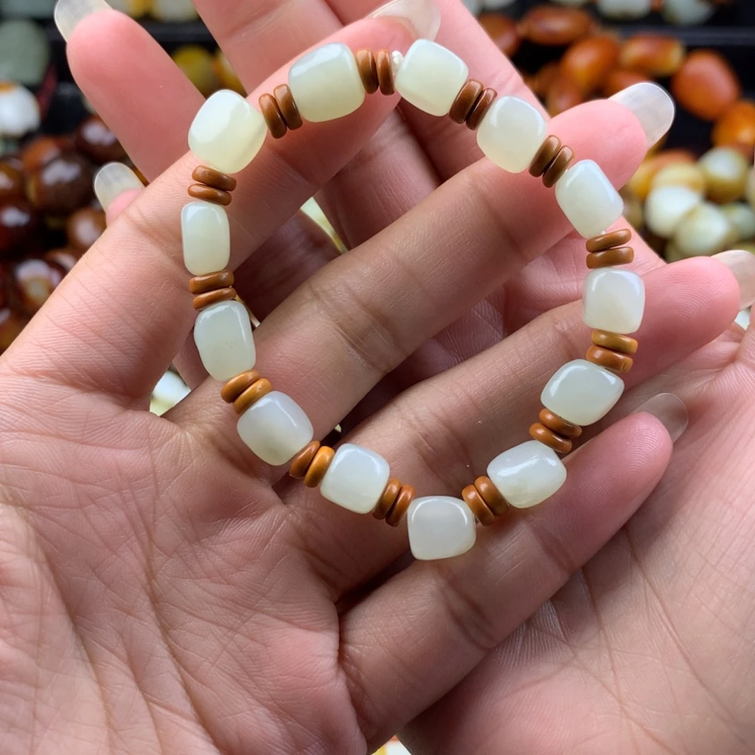 和田玉未镶嵌手链