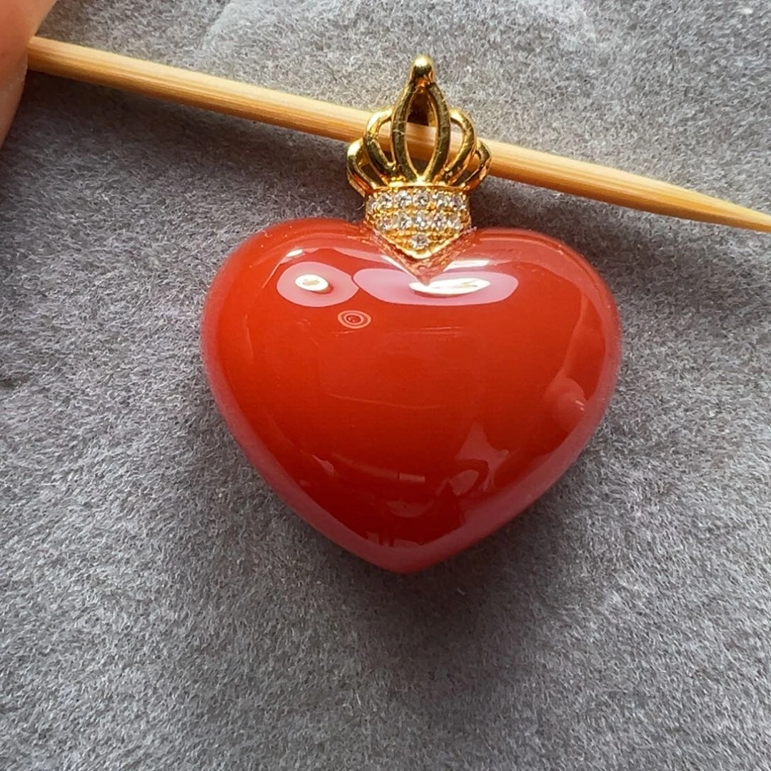 南红玛瑙18K金镶嵌吊坠