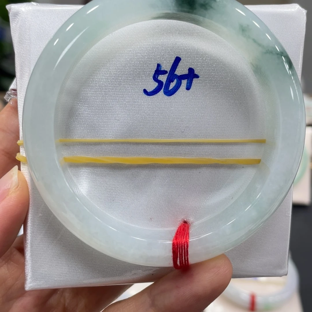 翡翠未镶嵌手镯翡翠