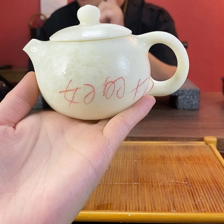 丹东白玉小西施壶180cc