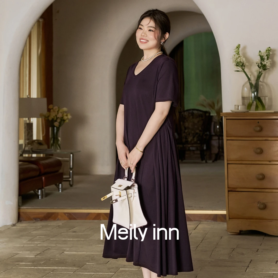 美丽客栈原创高端大码女装胖mm针织连衣裙2025新款梨形微胖穿搭