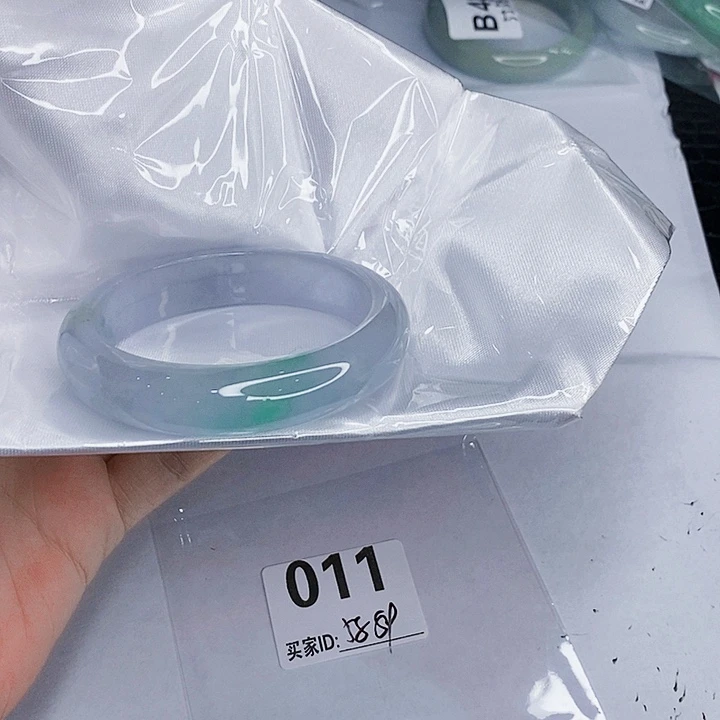 翡翠未镶嵌手镯一图一物实物为准