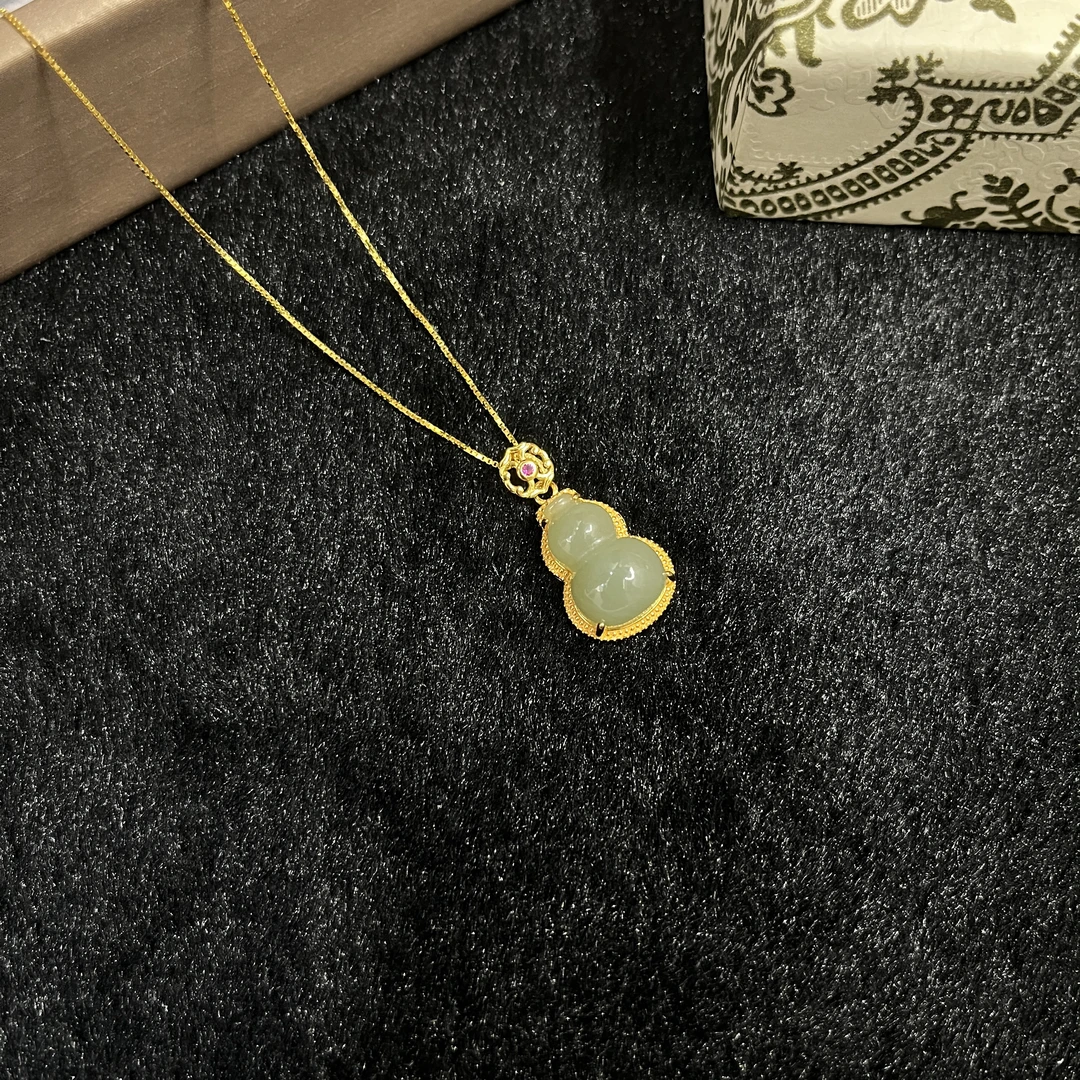 天然和田玉葫芦吊坠约17*12*8mm镶嵌S925银扣精致百搭 不含链