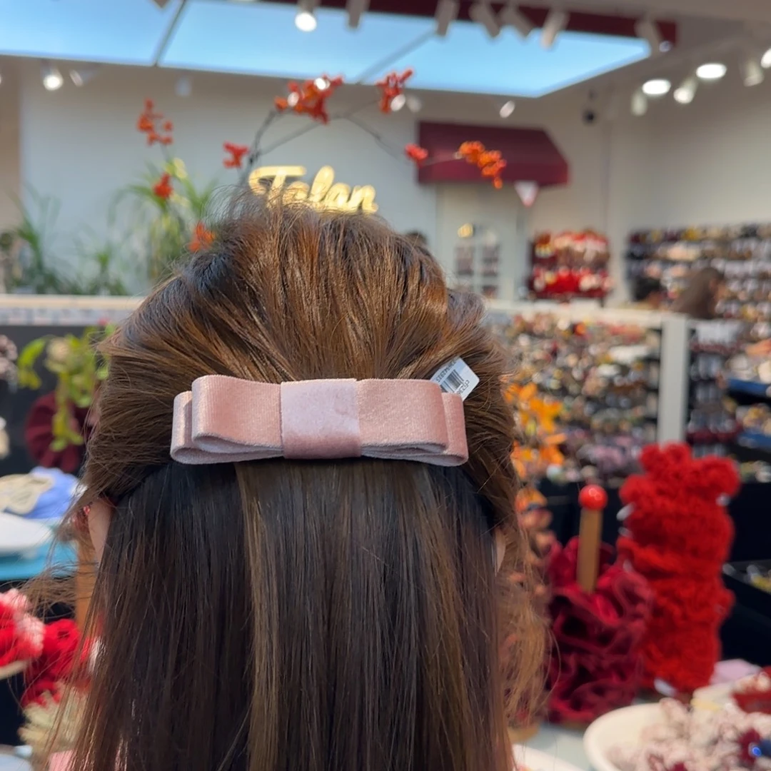 布艺铁合金粉色丝绒弹簧夹