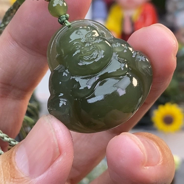 暖***暖和田玉未镶嵌颈饰