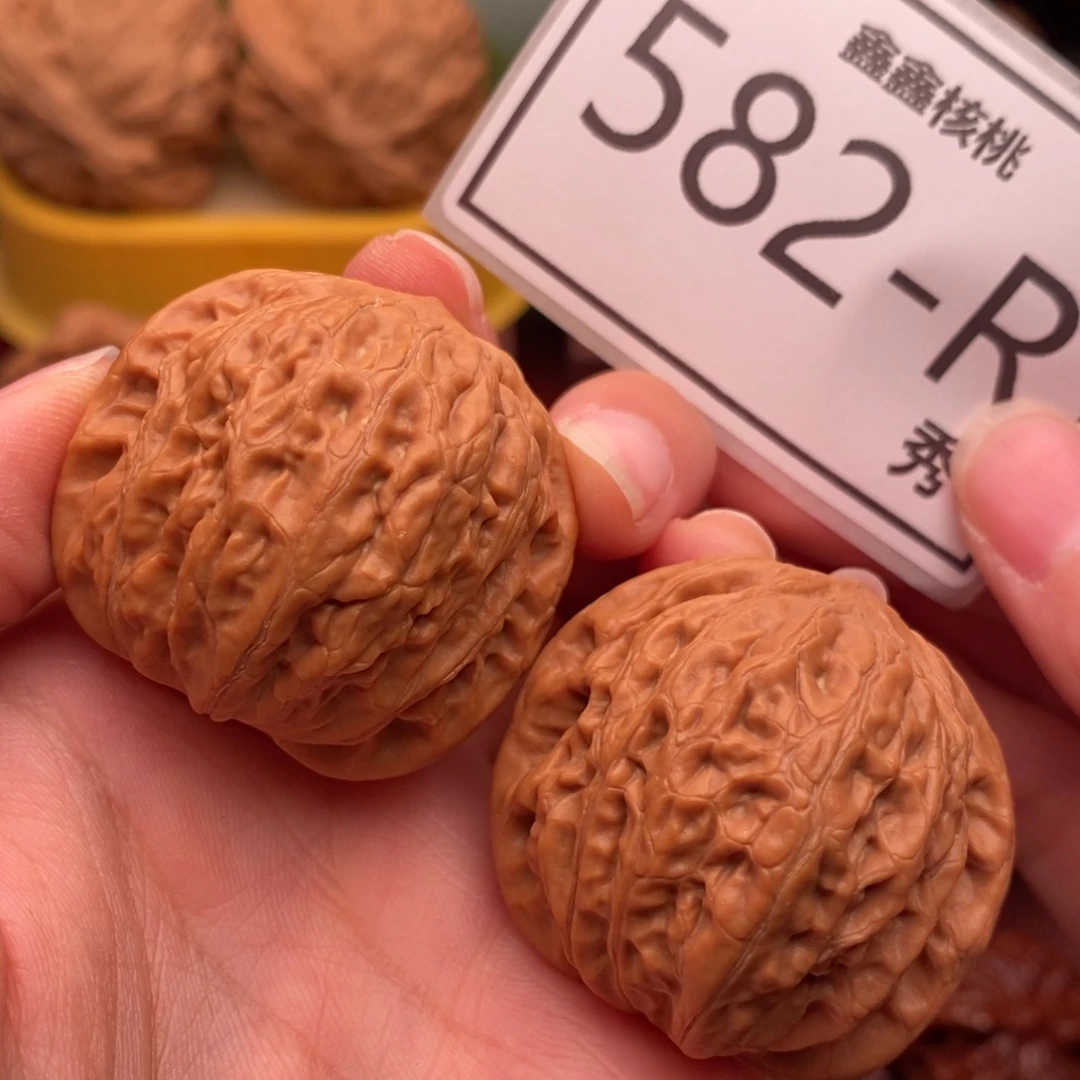 文玩核桃把件铁锤38