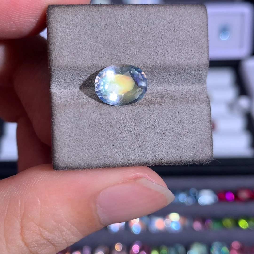 月光石裸石2.4ct月光