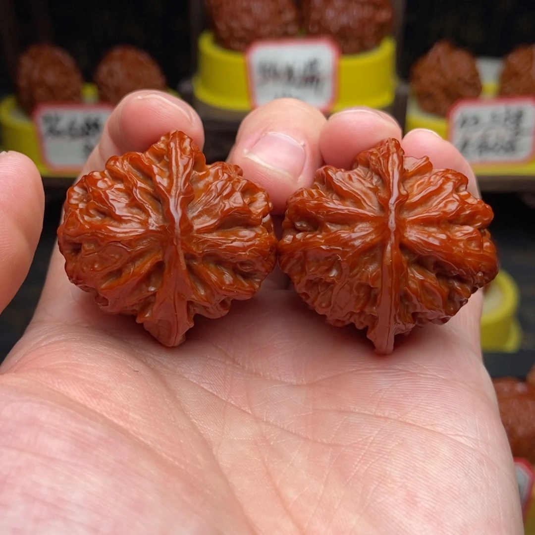 文玩核桃吊坠37苹果园