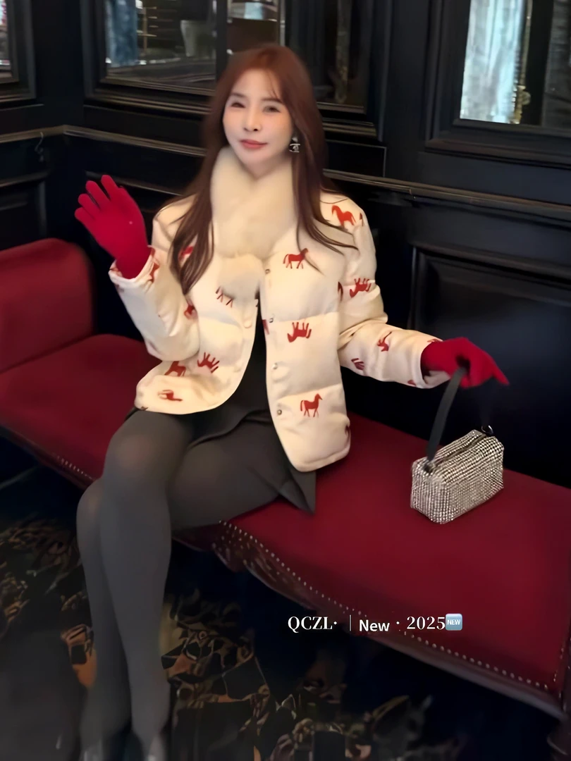 新款高级感显瘦新中式提花棉服女装2025冬季新款小马刺绣外套潮流