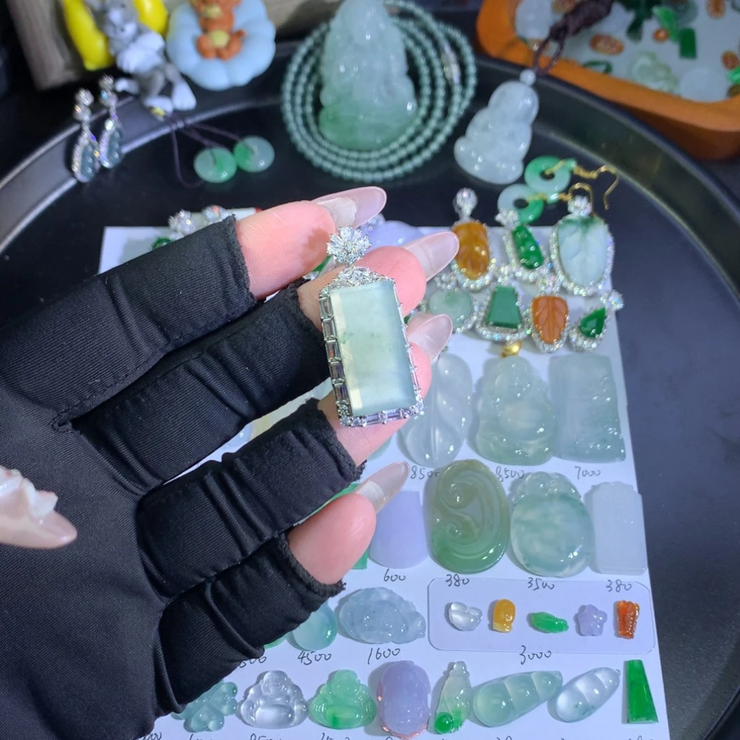 翡翠未镶嵌吊坠(不含链)冰方牌