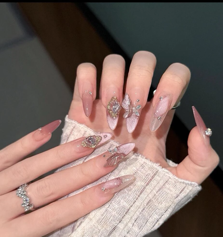 Ms.Brandy【紫霞】2024秋冬新猫眼穿戴甲设计师轻奢纯手工蝴蝶